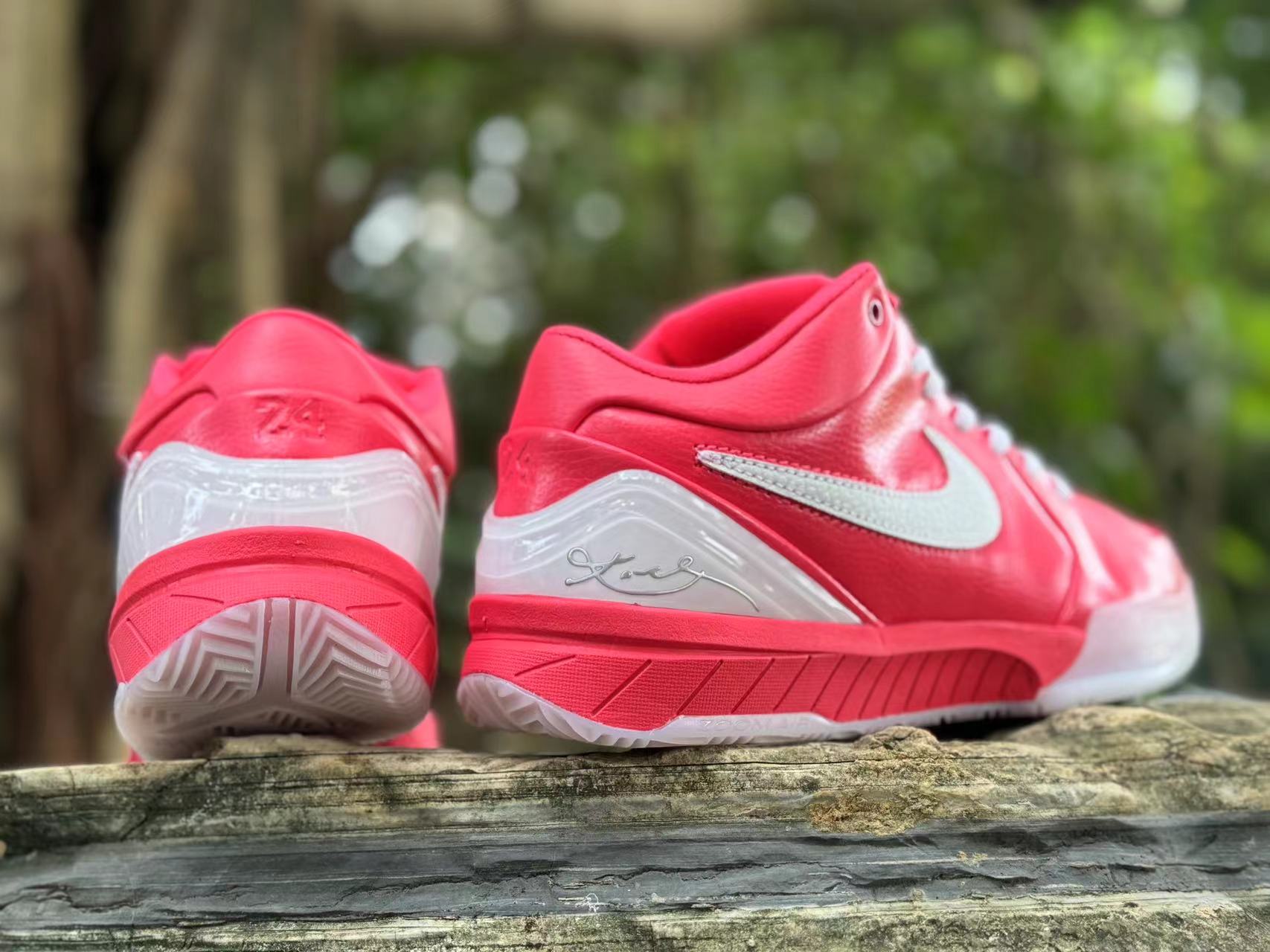 Nike Kobe 4 Protro PINK Valentines Day PE